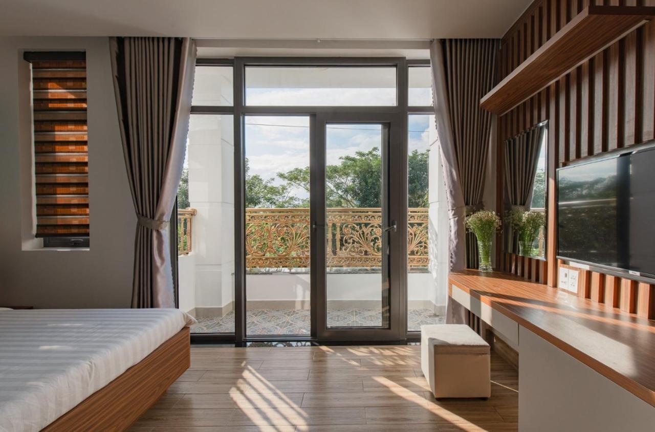 West Lake Hotel - Near Bai Dai Beach Thuy Trieu Exterior photo
